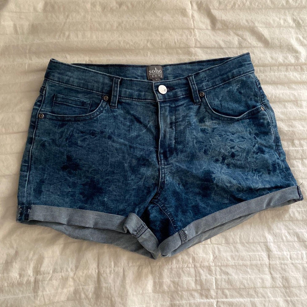 Acid washed denim stretch shorts